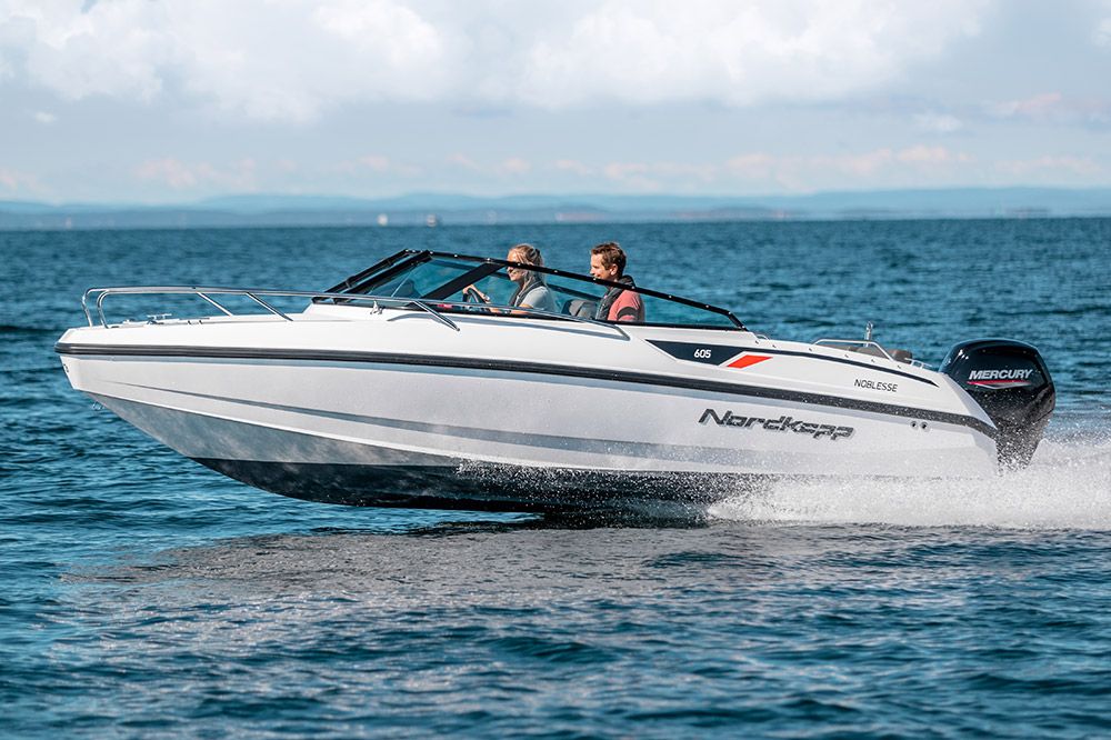 Nordkapp Noblesse 605 boat at sea