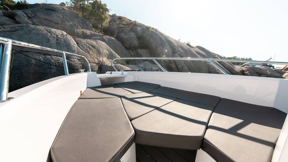 Nordkapp Avant 605 Boat bow lounger seats