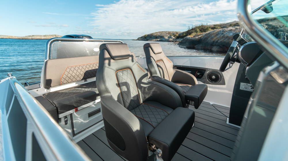 Nordkapp Enduro 705 seats