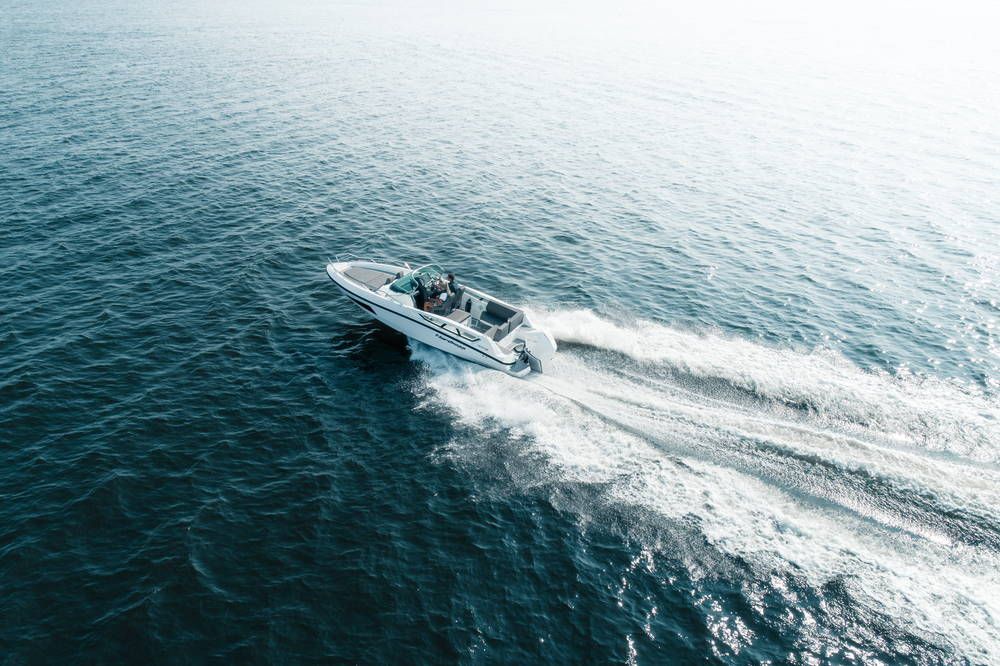 Nordkapp Enduro 805 on the water from  bird eye view