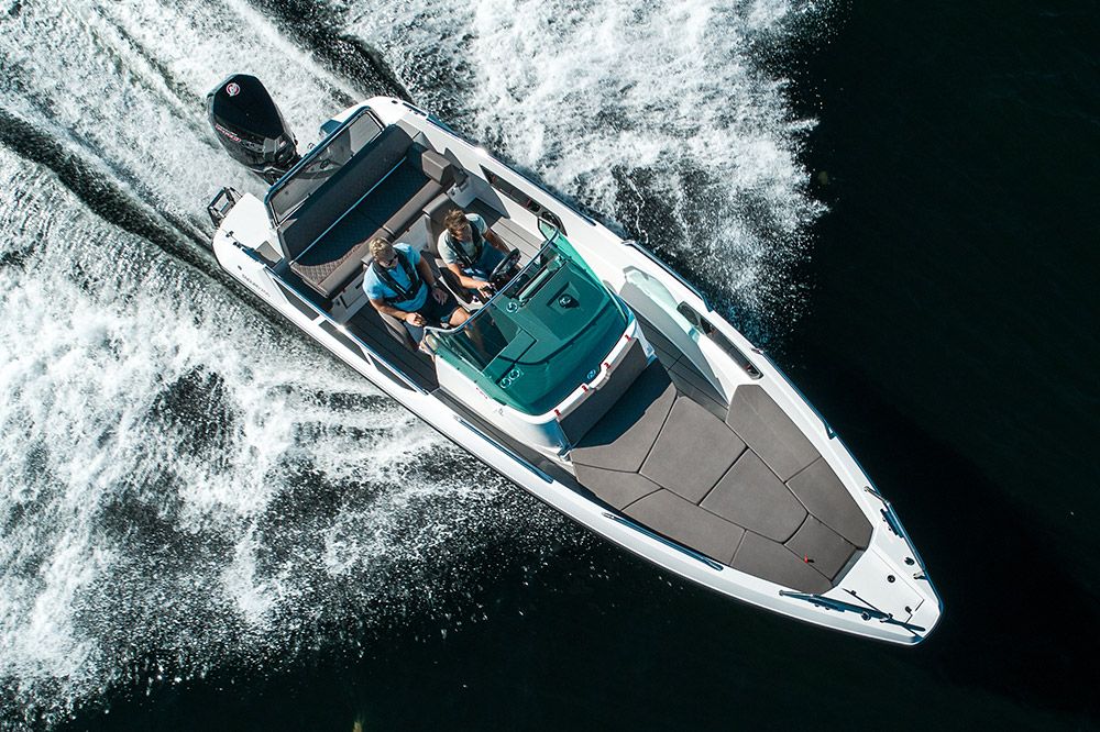 Nordkapp Enduro 705 boat at sea top view